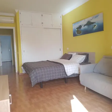 Impeccable 1-bed In * 마스팔로마스